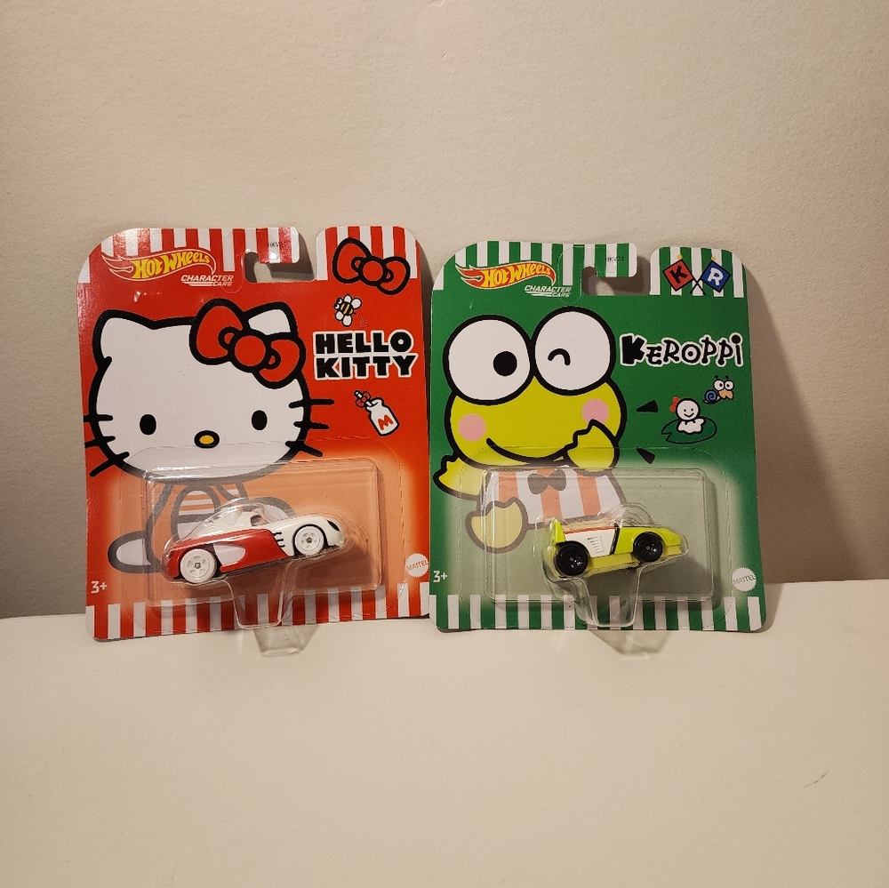 Hot wheels hello kitty and keroppi character cars set